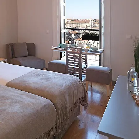 ゲストハウス Santa Catarina Flh 3*